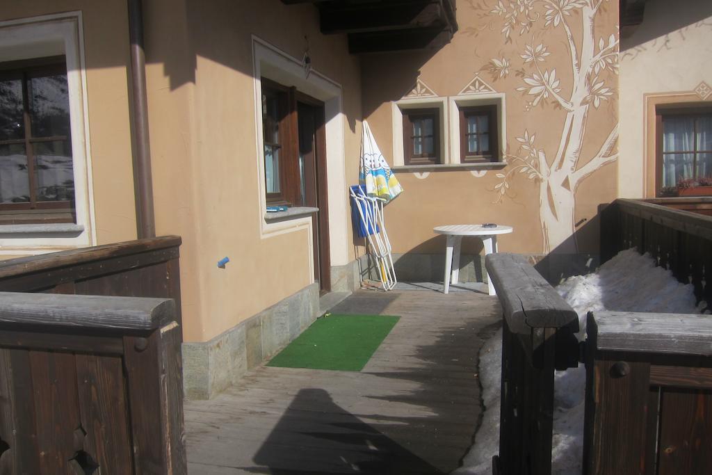 Chalet Rin da Pemont Livigno Ruang foto