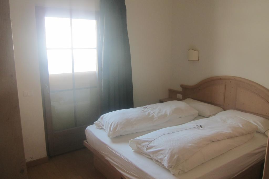 Chalet Rin da Pemont Livigno Ruang foto