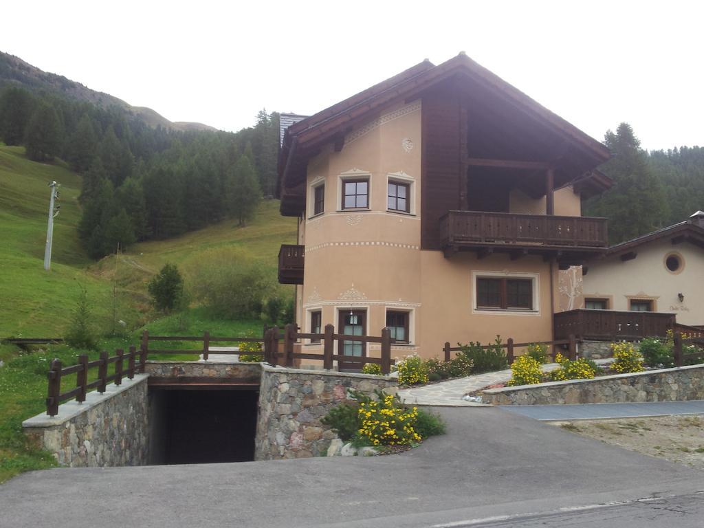 Chalet Rin da Pemont Livigno Bagian luar foto